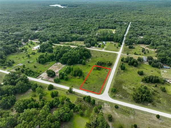 0.98 Acres of Land for Sale in Webster, Florida