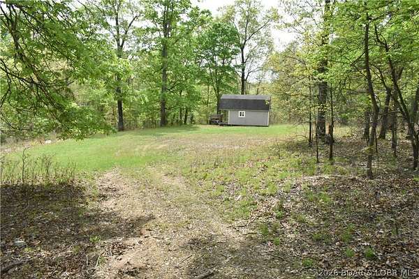 18.7 Acres of Land for Sale in Sunrise Beach, Missouri