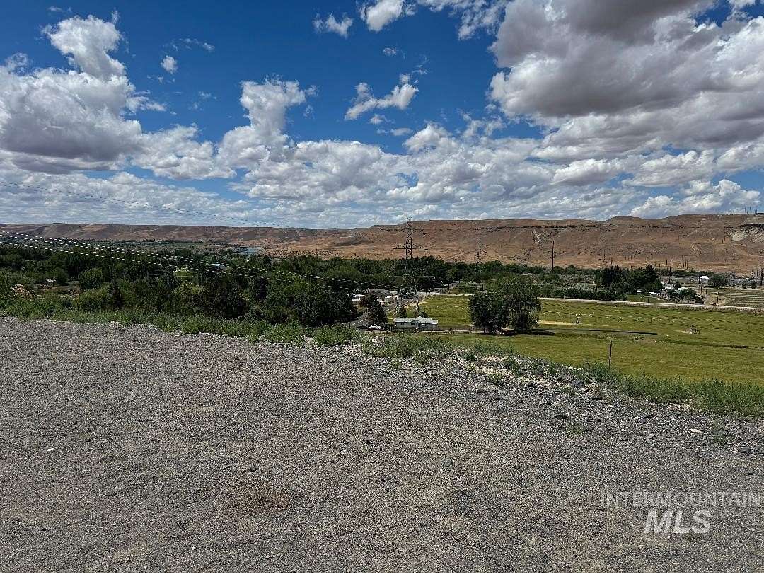 7 Acres of Land for Sale in Hagerman, Idaho