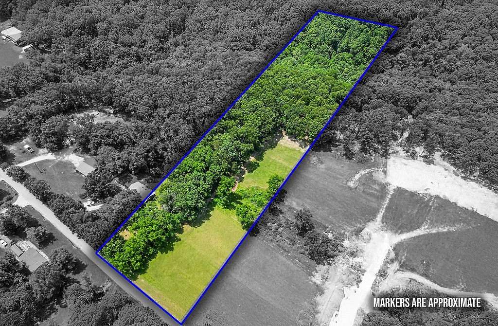 6 Acres of Residential Land for Sale in Garfield, Arkansas