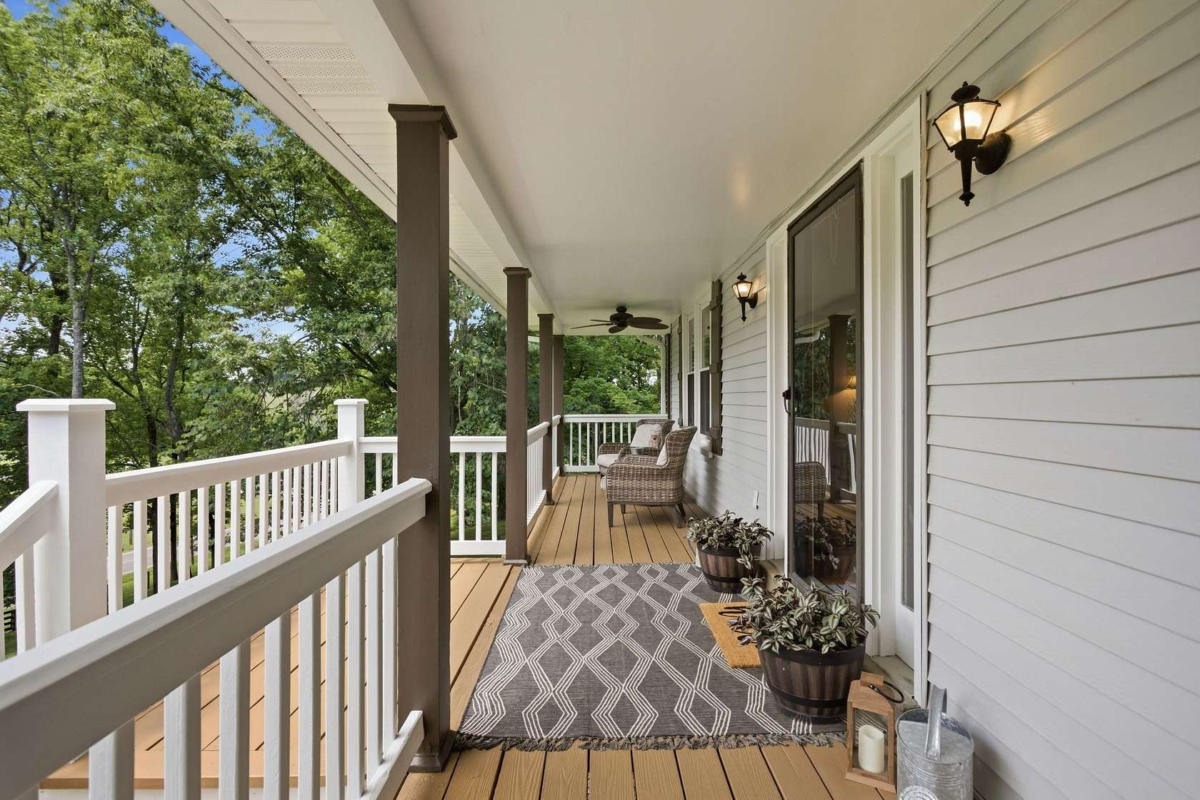 2.8 Acres of Land with Home for Sale in Thompson's Station, Tennessee