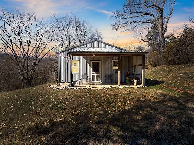 20 Acres of Land with Home for Sale in Petersburg, Tennessee