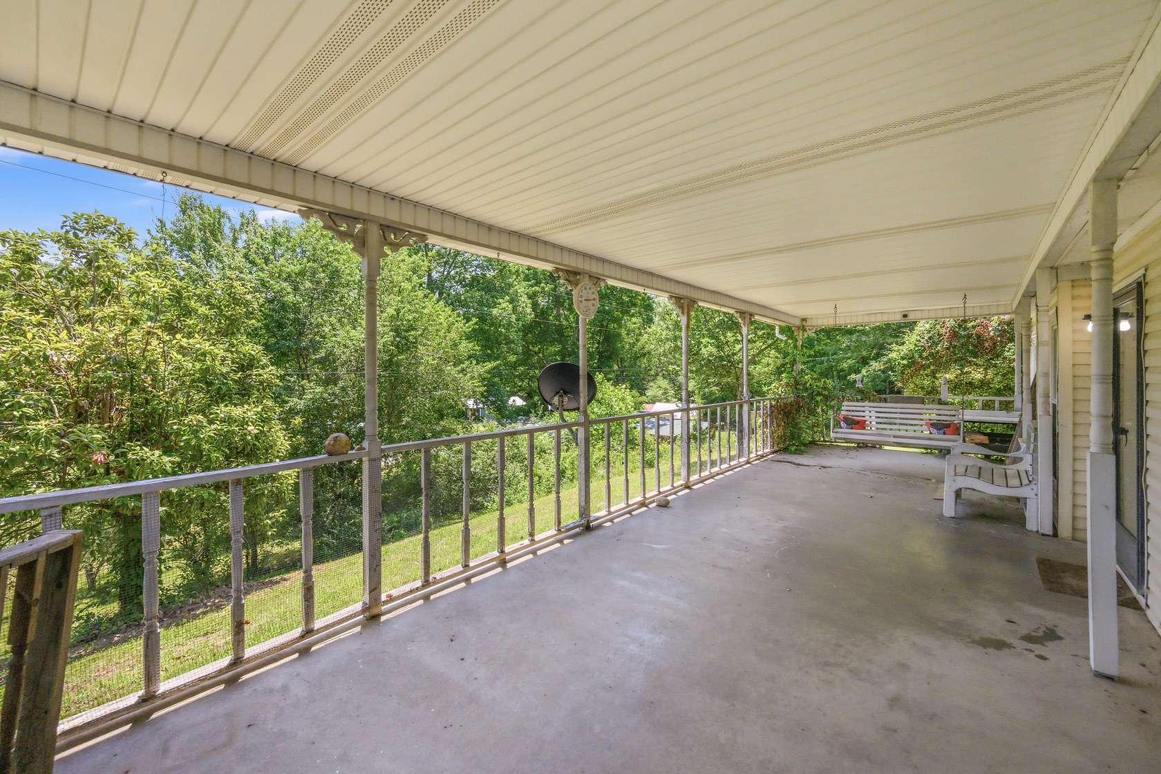 11.1 Acres of Land with Home for Sale in Linden, Tennessee