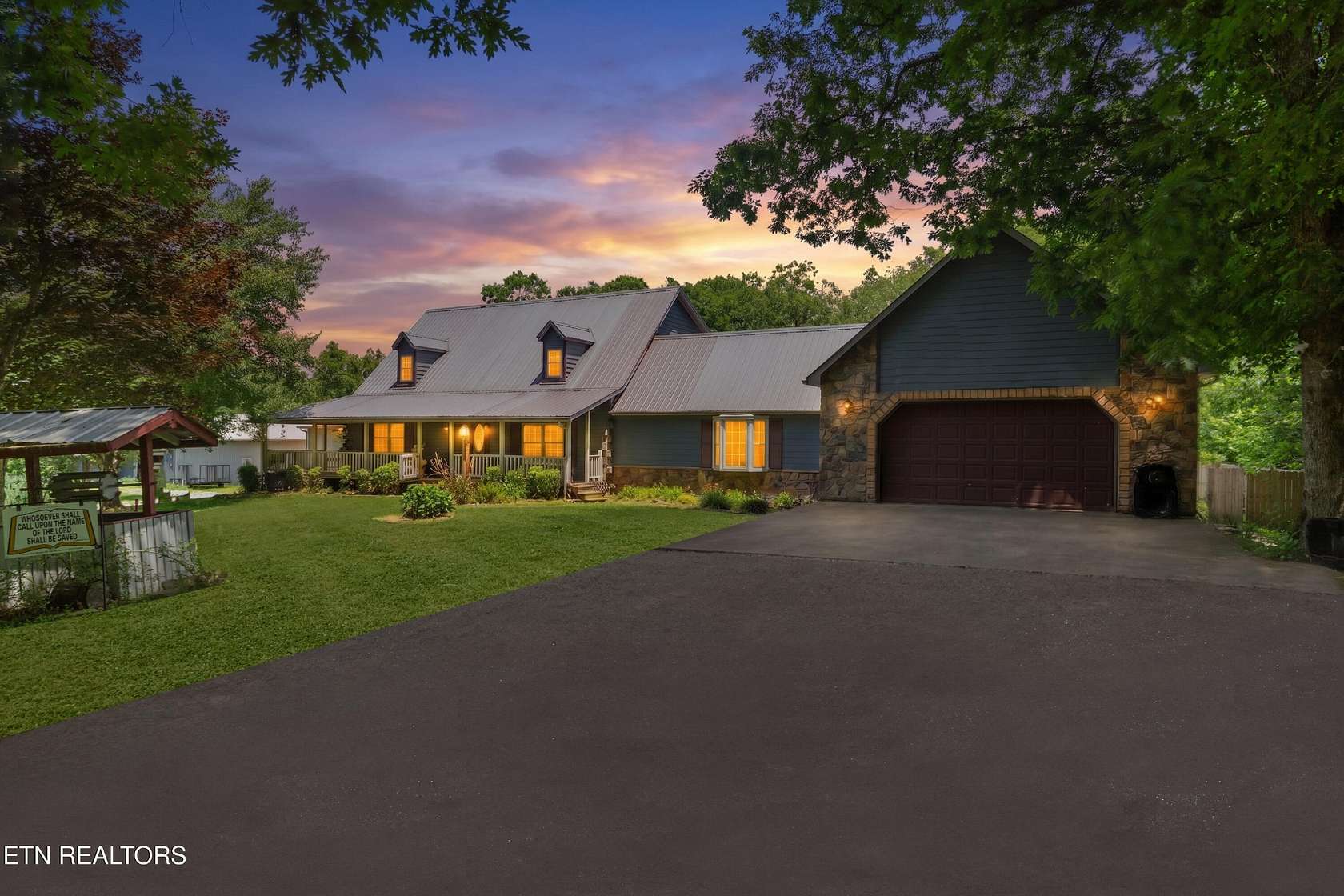4 Acres of Land with Home for Sale in Clarkrange, Tennessee