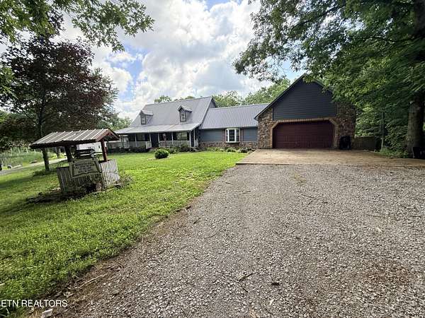 4 Acres of Land with Home for Sale in Clarkrange, Tennessee
