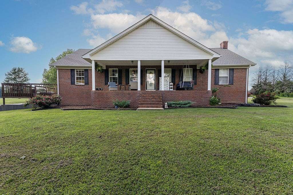 6 Acres of Land with Home for Sale in Summertown, Tennessee