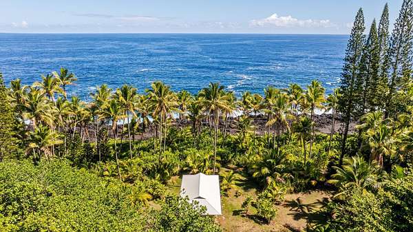 5.27 Acres of Land with Home for Sale in Pahoa, Hawaii