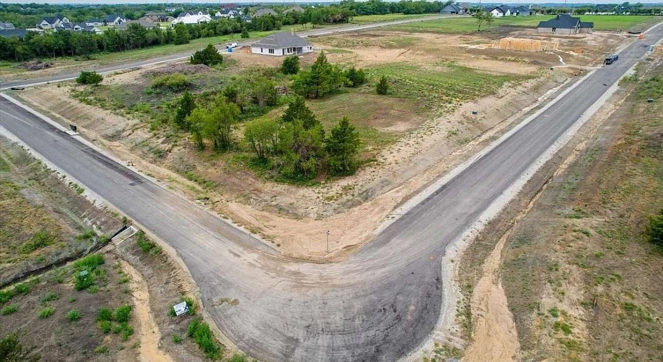 1 Acre of Residential Land for Sale in Van Alstyne, Texas