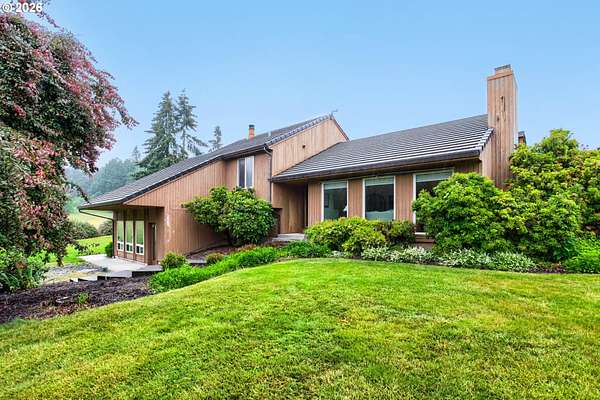 5 Acres of Land with Home for Sale in Newberg, Oregon