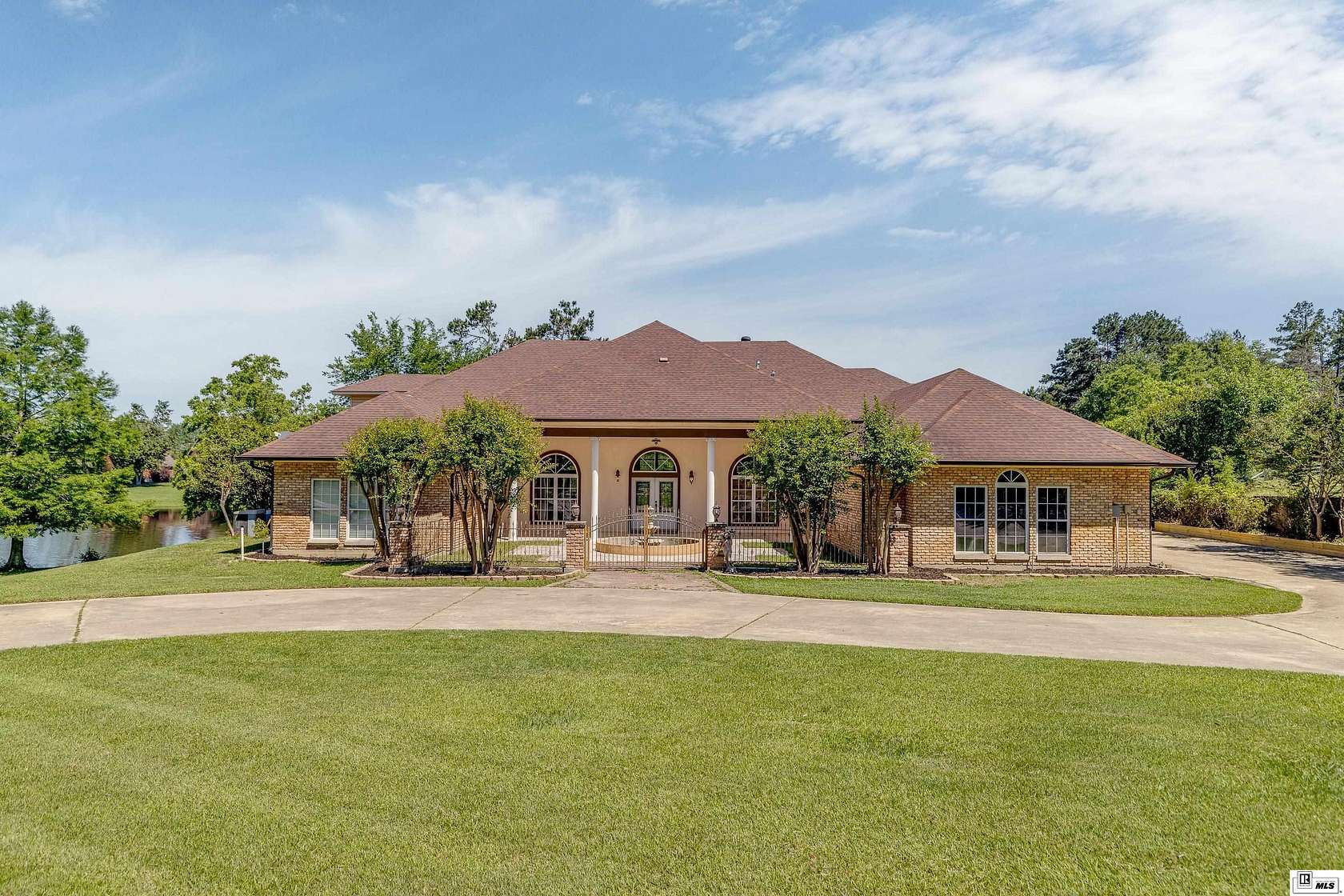 8.2 Acres of Land with Home for Sale in West Monroe, Louisiana