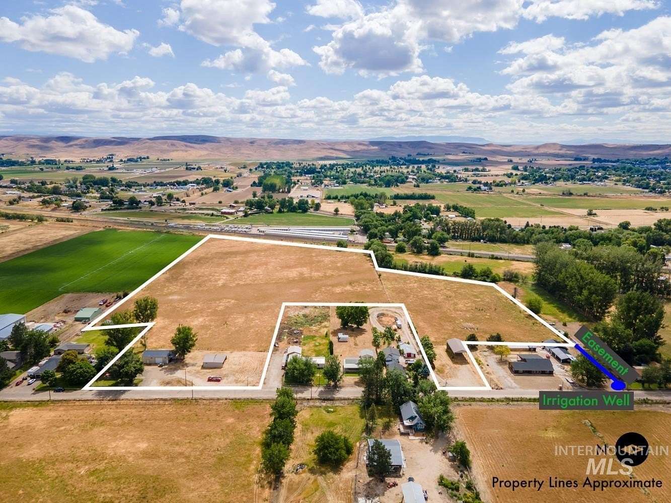 23 Acres of Agricultural Land with Home for Sale in Payette, Idaho