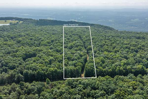 10 Acres of Residential Land for Sale in Menlo, Georgia
