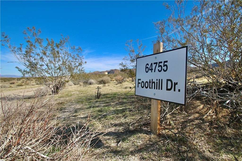 10 Acres of Residential Land for Sale in Joshua Tree, California