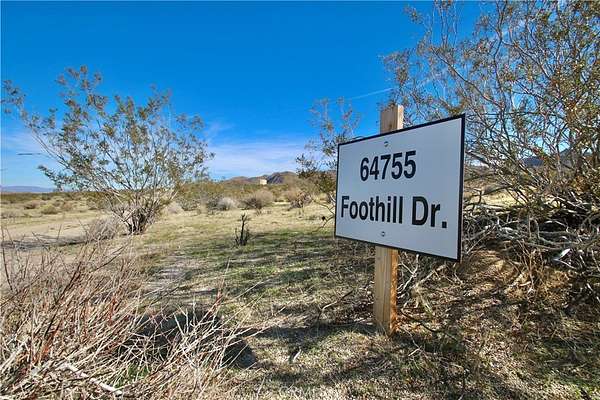 10 Acres of Residential Land for Sale in Joshua Tree, California