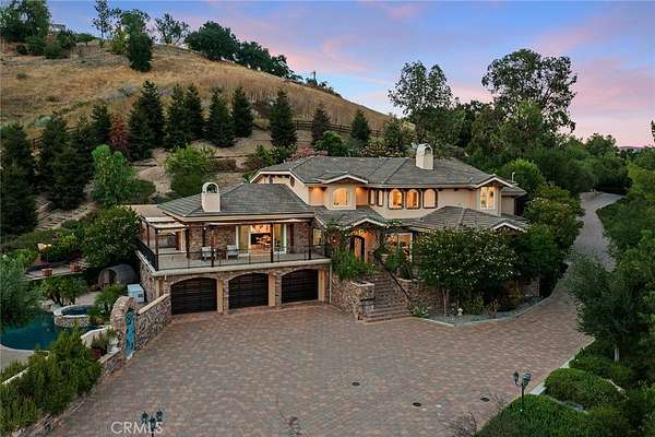 2.5 Acres of Land with Home for Sale in Agoura Hills, California