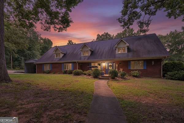 3 Acres of Land with Home for Sale in Covington, Georgia