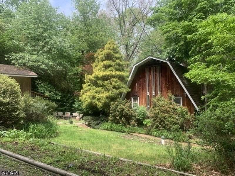 1.7 Acres of Land with Home for Sale in Chester Township, New Jersey