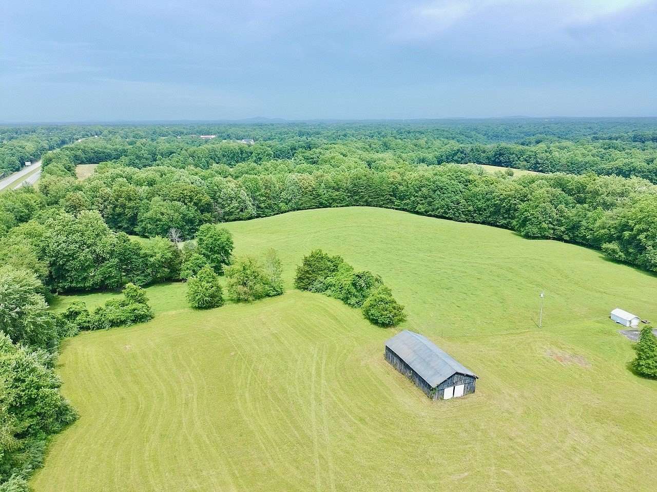 18 Acres of Land for Auction in Russell Springs, Kentucky