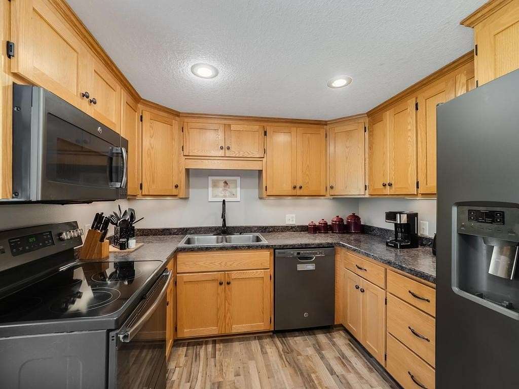 1.86 Acres of Land with Home for Sale in Buffalo, Minnesota