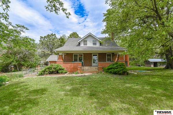 14.3 Acres of Land with Home for Sale in Martell, Nebraska