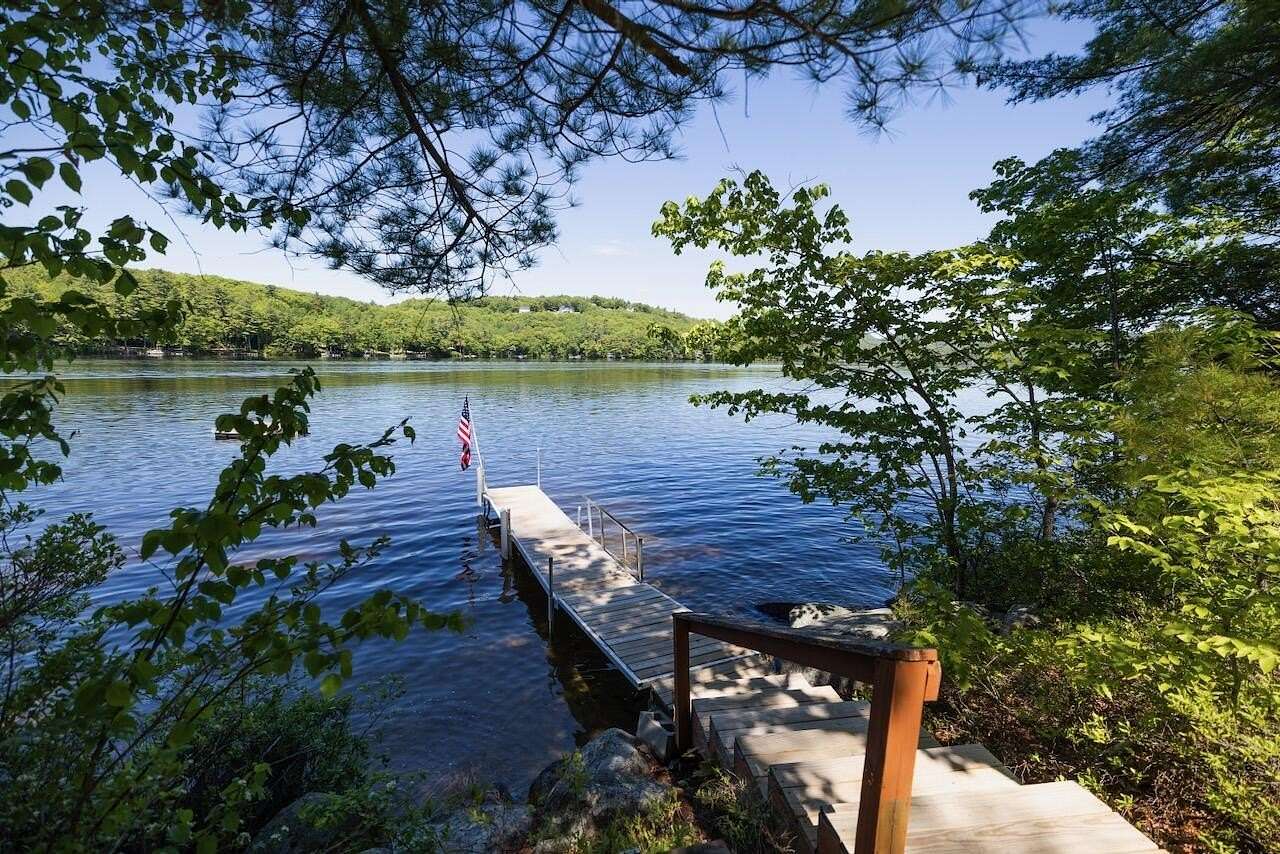 2 Acres of Improved Mixed-Use Land for Sale in Harrison, Maine