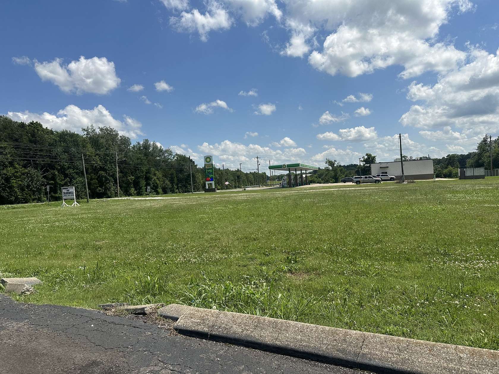 1.5 Acres of Commercial Land for Sale in Chapel Hill, Tennessee