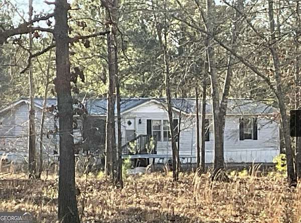 4 Acres of Land with Home for Sale in Cochran, Georgia