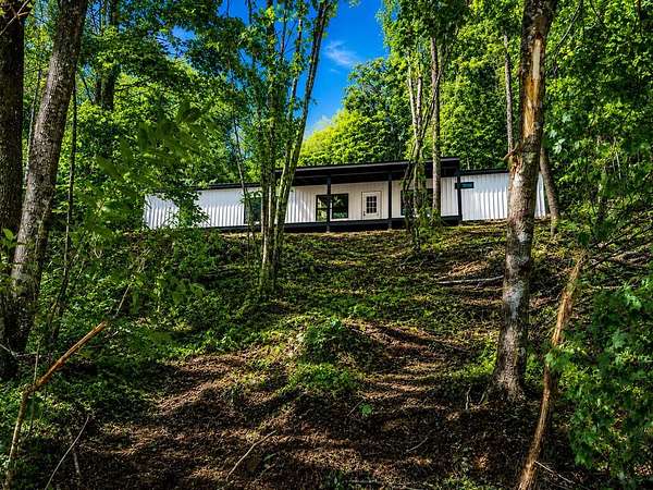 6 Acres of Land with Home for Sale in Hillsboro, Kentucky