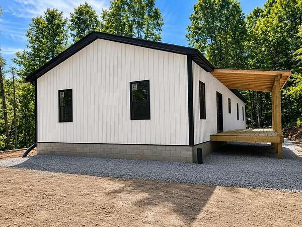 6.17 Acres of Land with Home for Sale in Hillsboro, Kentucky