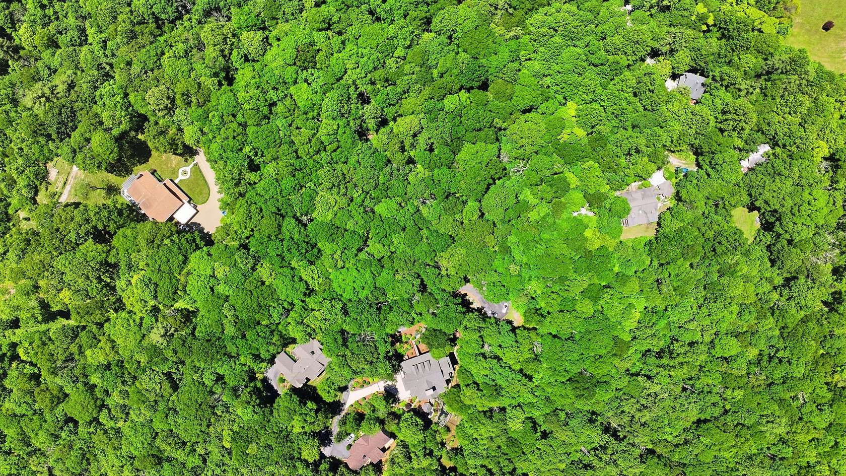 0.96 Acres of Residential Land for Sale in Highlands, North Carolina
