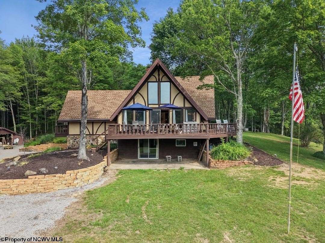185 Acres of Land with Home for Sale in French Creek, West Virginia