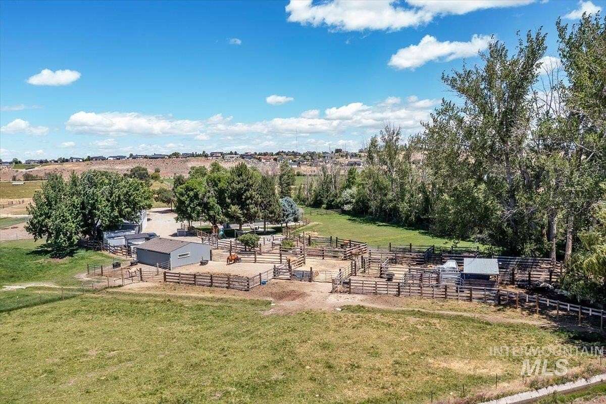 6.48 Acres of Land with Home for Sale in Star, Idaho