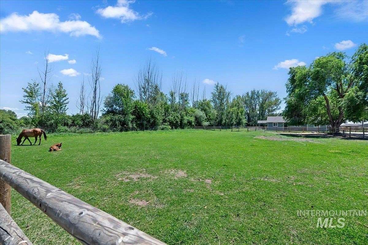 6.48 Acres of Land with Home for Sale in Star, Idaho