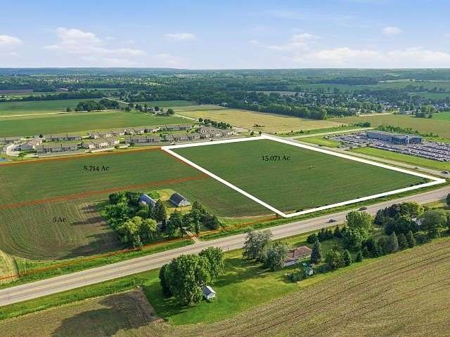15 Acres of Commercial Land for Sale in Fond du Lac, Wisconsin