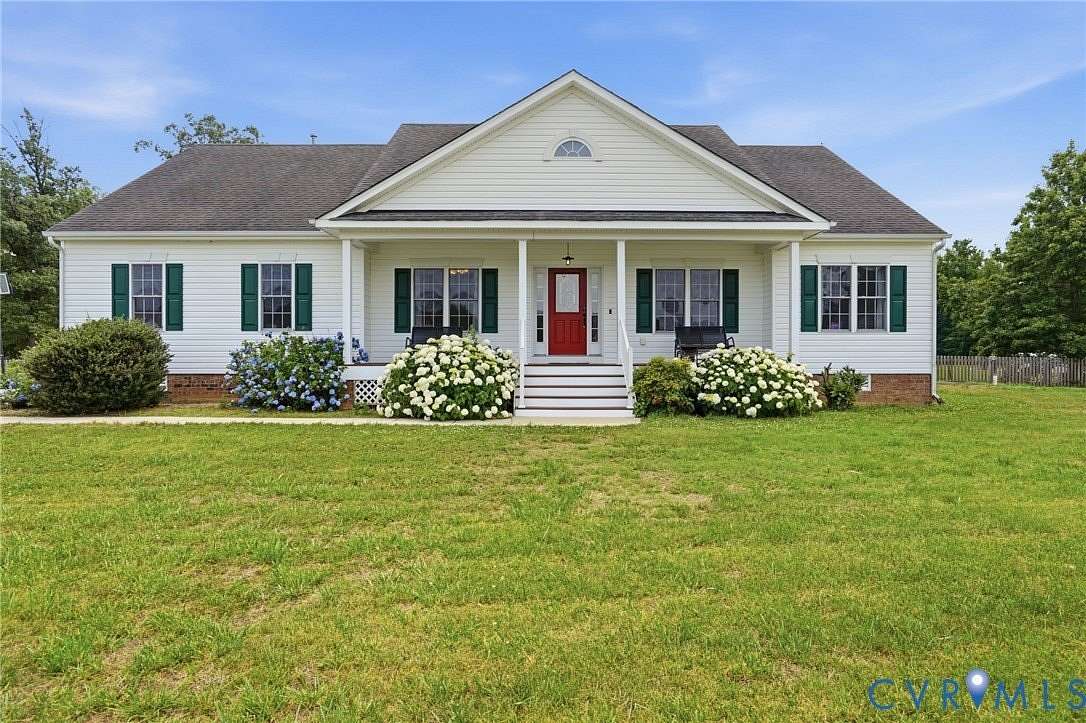 2.1 Acres of Land with Home for Sale in Richmond, Virginia