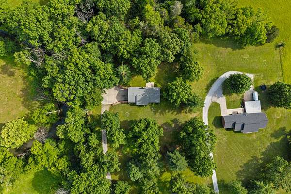 10.5 Acres of Land with Home for Sale in Hermitage, Tennessee