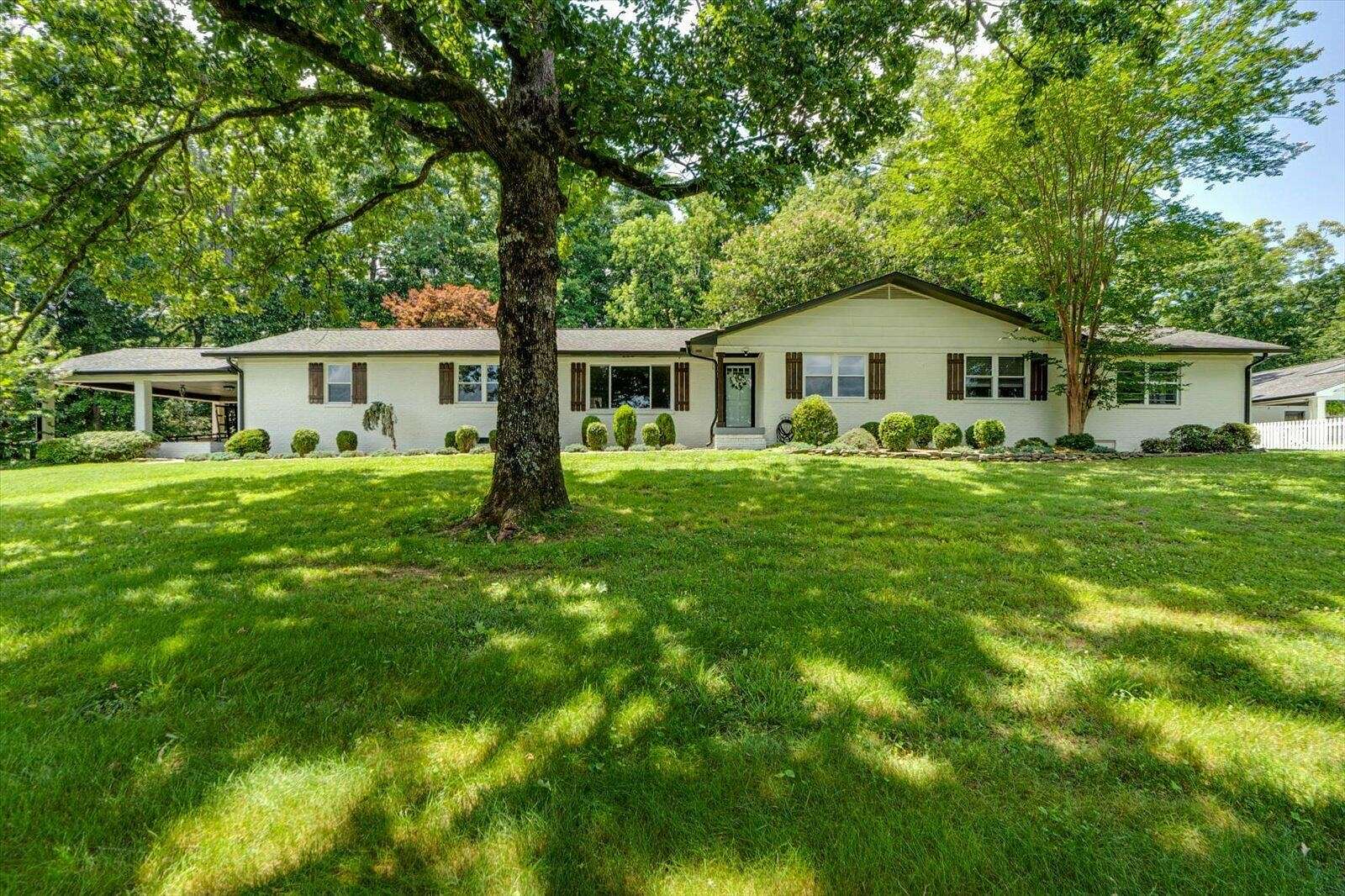 5 Acres of Land with Home for Sale in Riceville, Tennessee
