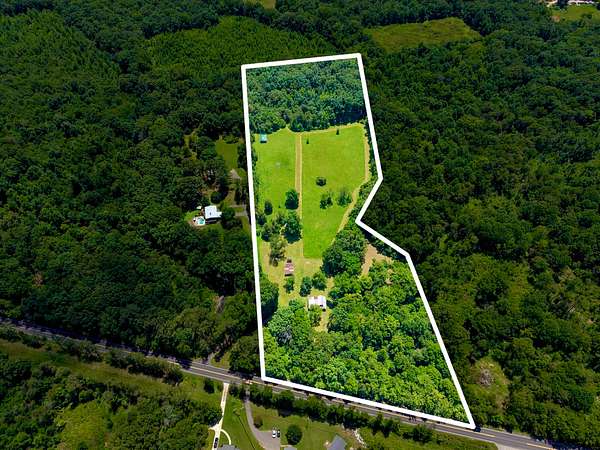 15 Acres of Land for Sale in Fairview, Tennessee