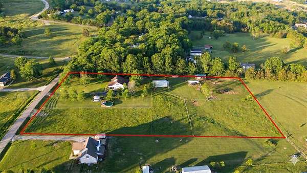 5 Acres of Land with Home for Sale in Lebanon, Tennessee