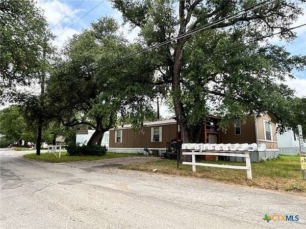 2.57 Acres of Improved Residential Land for Sale in San Marcos, Texas