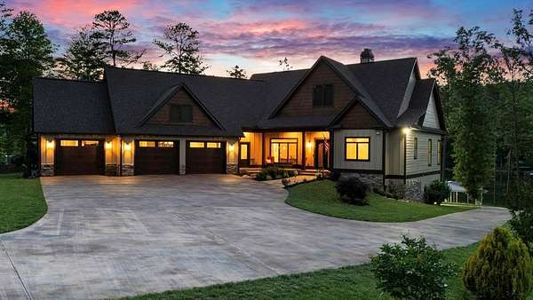 2.27 Acres of Land with Home for Sale in Blairsville, Georgia