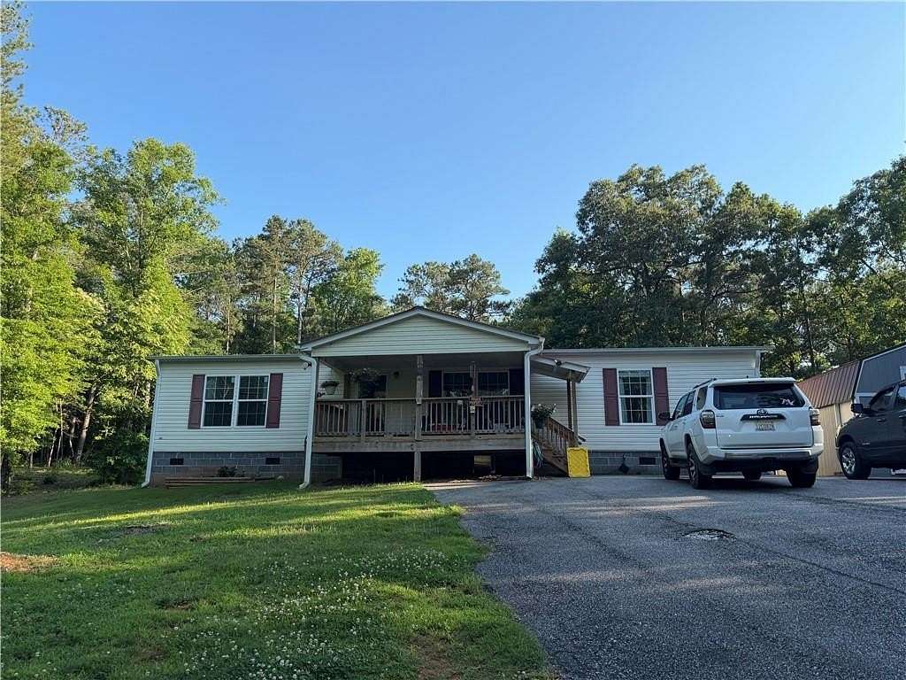 5.3 Acres of Land with Home for Sale in Valley, Alabama