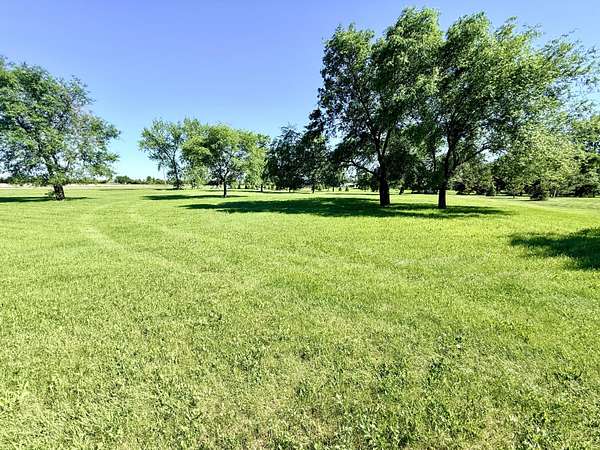 1.15 Acres of Residential Land for Sale in Aberdeen, South Dakota
