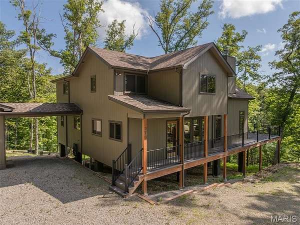 3.66 Acres of Land with Home for Sale in Innsbrook, Missouri