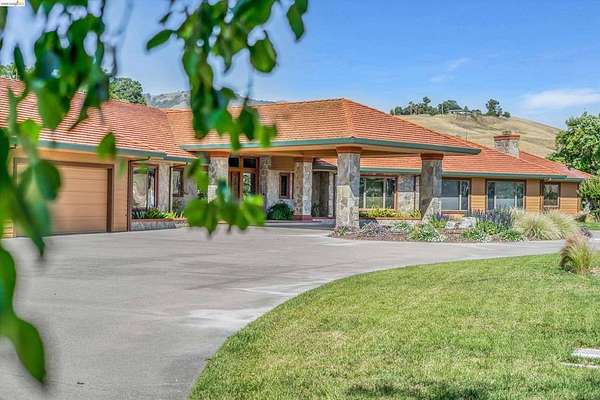 6 Acres of Land with Home for Sale in Danville, California