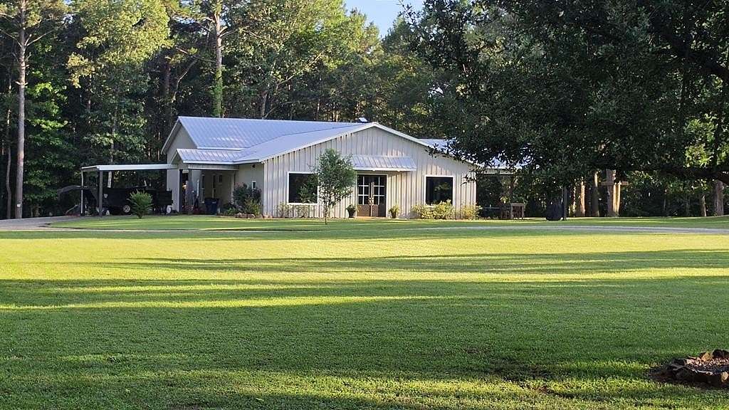 3.62 Acres of Land with Home for Sale in Nacogdoches, Texas