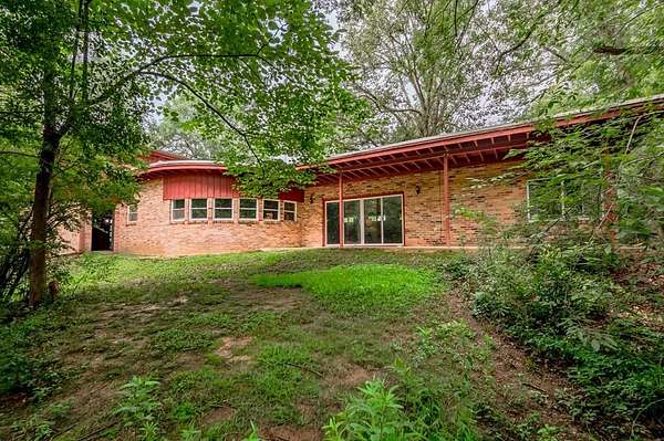 41 Acres of Recreational Land with Home for Sale in Garrison, Texas