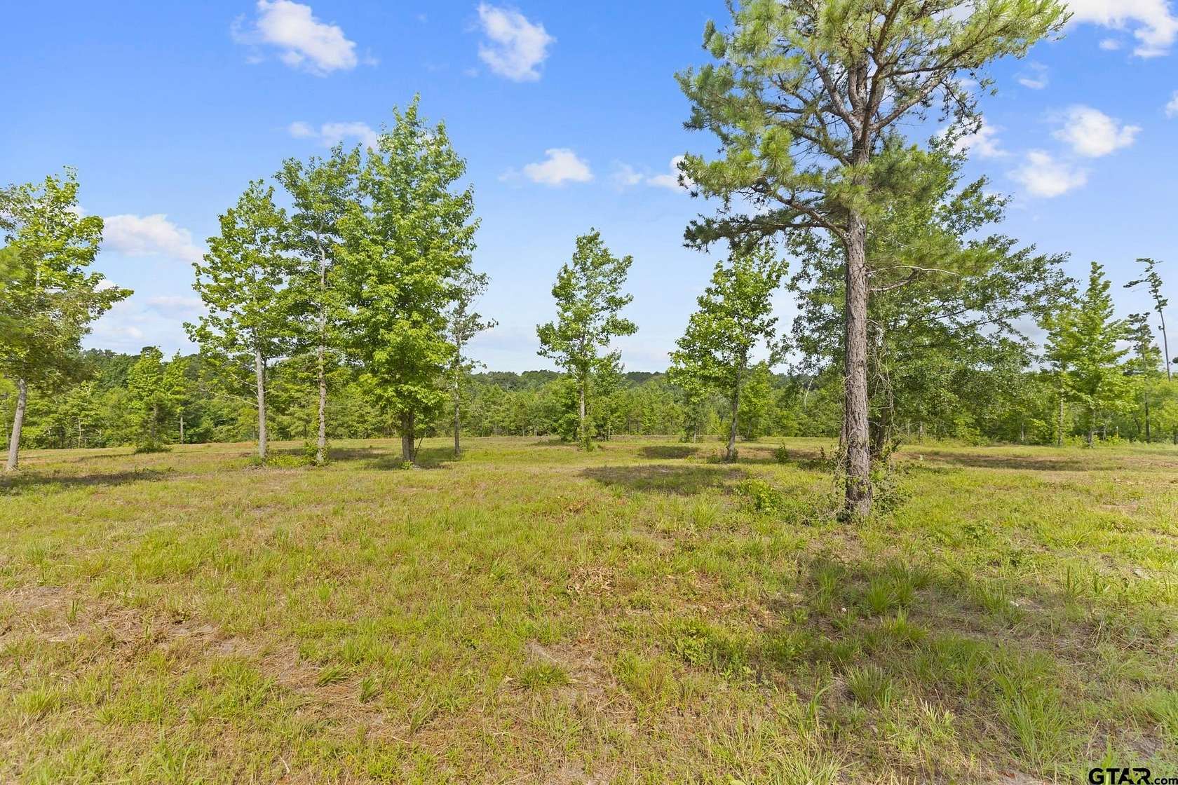 0.61 Acres of Land for Sale in Lindale, Texas