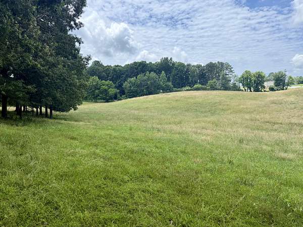 60.5 Acres of Land for Sale in Lawrenceburg, Tennessee