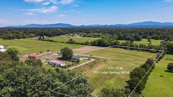 7 Acres of Agricultural Land for Sale in Cleveland, Tennessee